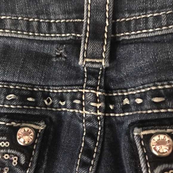 Miss Me Signature Straight Leg Distressed Jeans - Picture 6 of 6